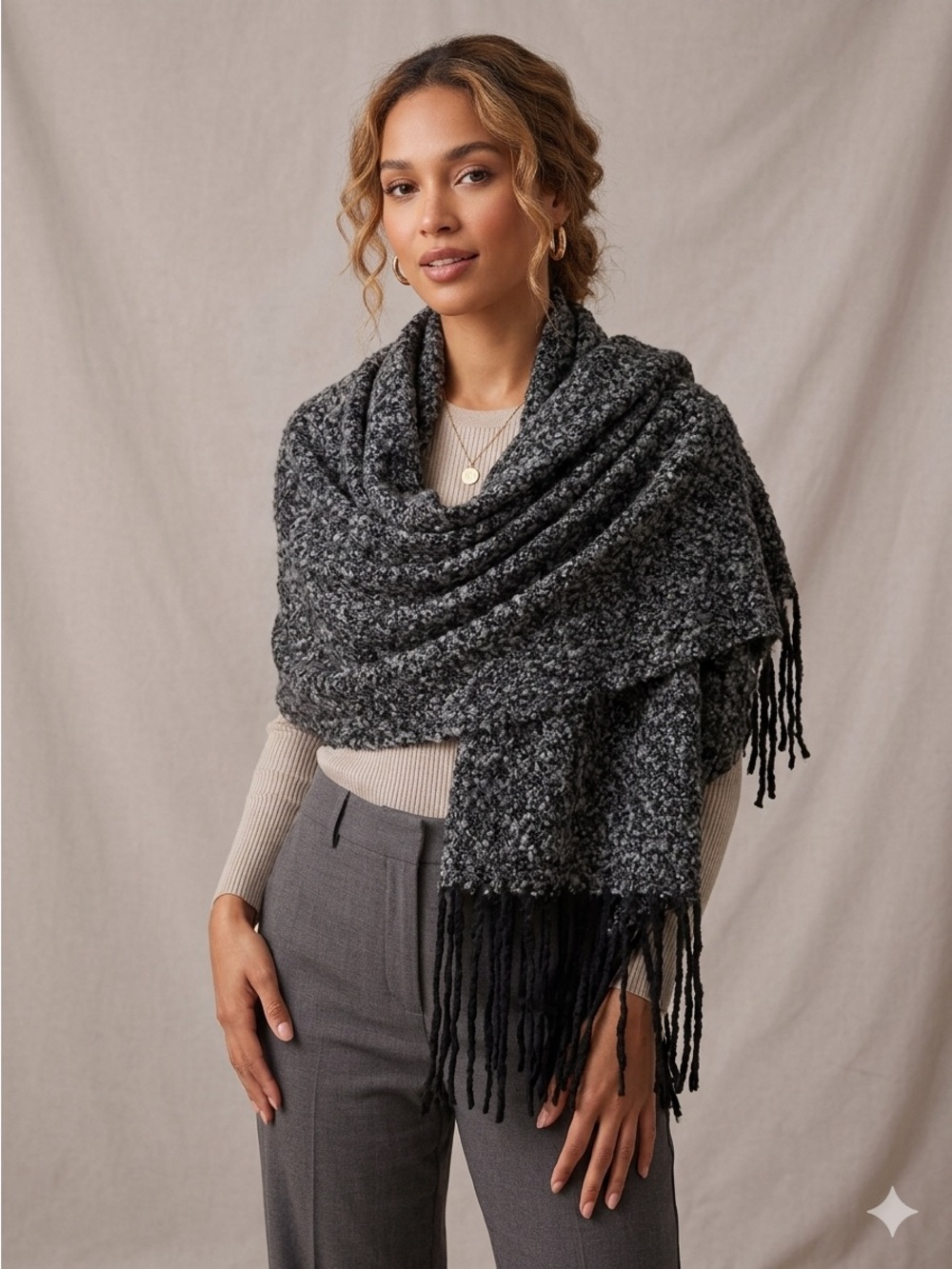 Emanuel Geraldo Scarf Oversized Chunky Unisex O/S Black White Speckled